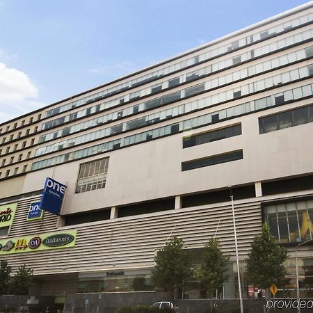 ホテル ワン シウダッド デ メキシコ パトリオチスモ メキシコシティ エクステリア 写真